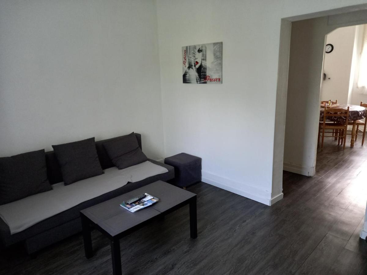 1er étage Appartement 2ch avec parking à Lurs Esterno foto