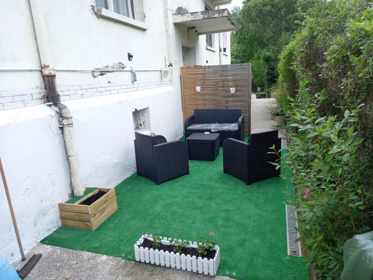 1er étage Appartement 2ch avec parking à Lurs Esterno foto